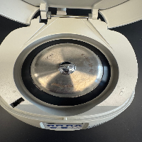 Eppendorf MiniSpin Centrifuge image 1